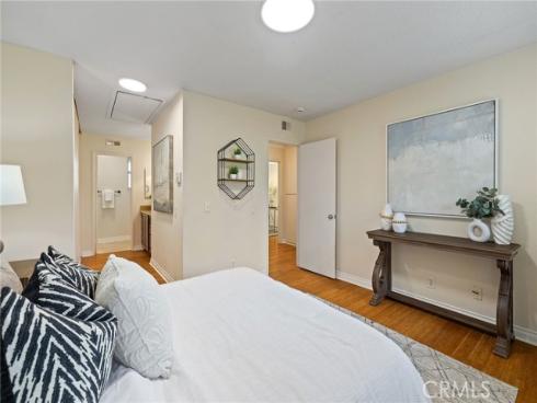 77  Greenbough  155 , Irvine, CA