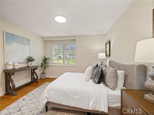 77  Greenbough  155 , Irvine, CA