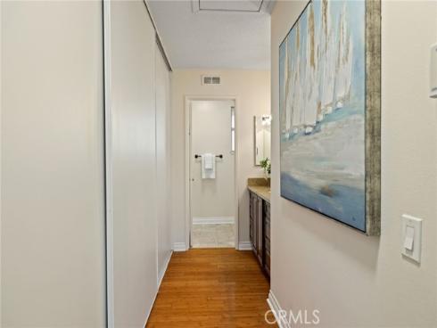 77  Greenbough  155 , Irvine, CA