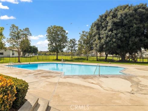 77  Greenbough  155 , Irvine, CA