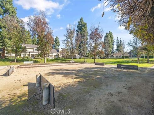 77  Greenbough  155 , Irvine, CA