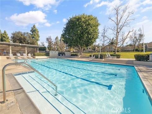 77  Greenbough  155 , Irvine, CA