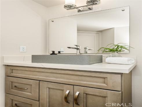 11  Thunder  6  Trail, Irvine, CA