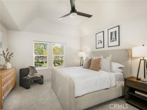 11  Thunder  6  Trail, Irvine, CA