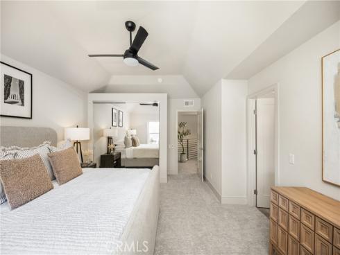 11  Thunder  6  Trail, Irvine, CA