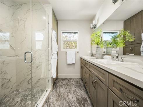 11  Thunder  6  Trail, Irvine, CA