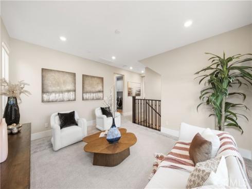 72  Ray  , Irvine, CA