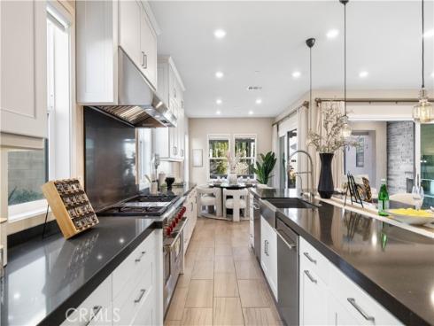 72  Ray  , Irvine, CA