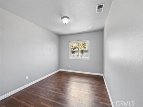 74  Linhaven  , Irvine, CA