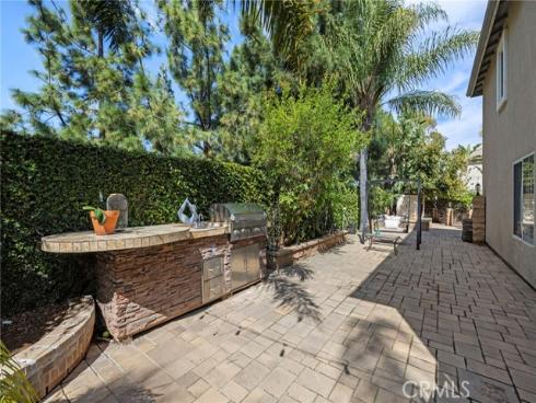 74  Linhaven  , Irvine, CA