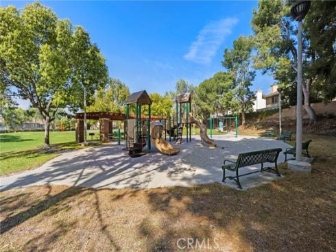 74  Linhaven  , Irvine, CA