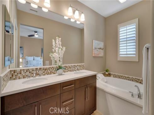 17  City Stroll  , Irvine, CA