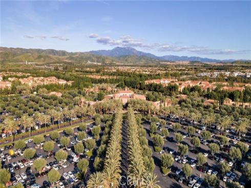 17  City Stroll  , Irvine, CA