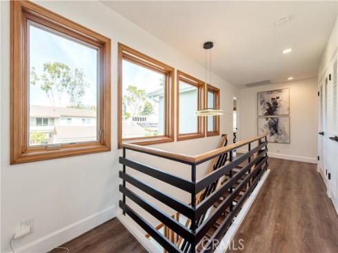 24  Spicewood Way  , Irvine, CA