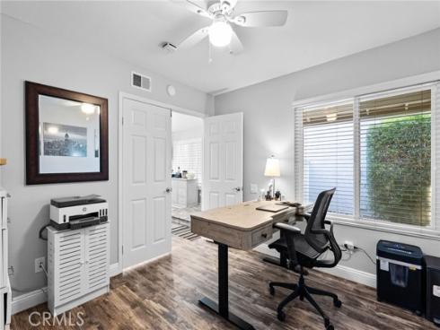 18  Brookdale  , Irvine, CA