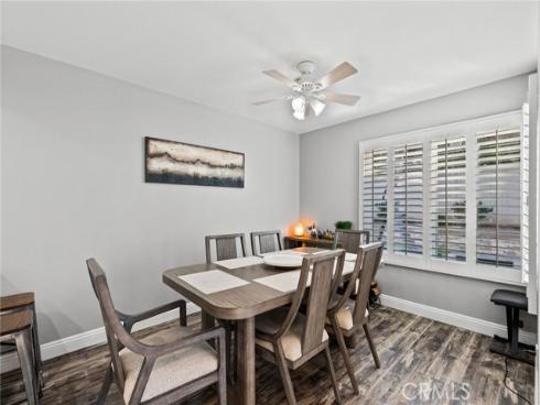 18  Brookdale  , Irvine, CA