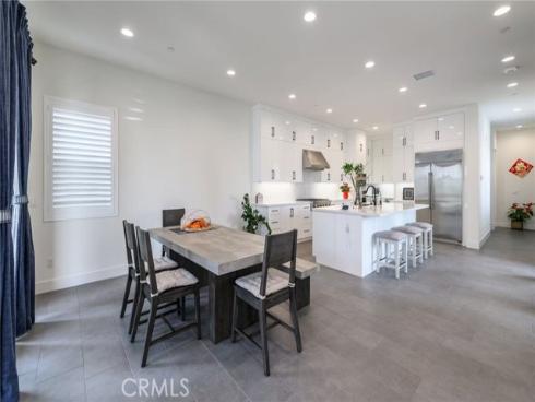 100  Draw  , Irvine, CA