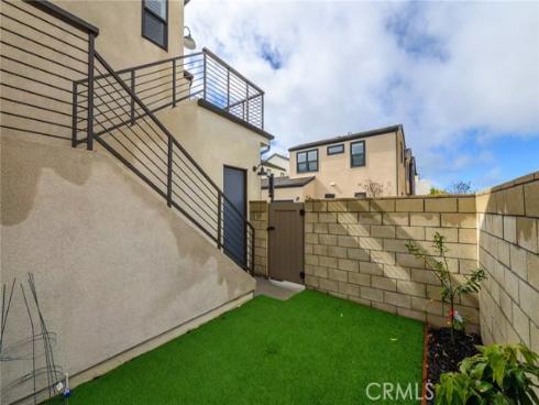 100  Draw  , Irvine, CA