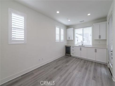 100  Draw  , Irvine, CA