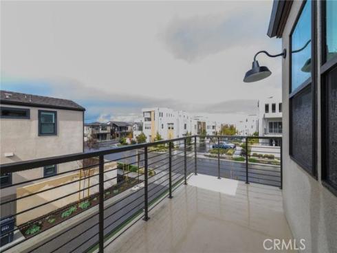 100  Draw  , Irvine, CA