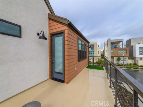 100  Draw  , Irvine, CA