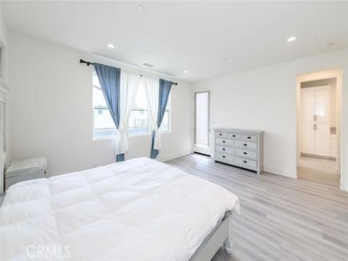 100  Draw  , Irvine, CA