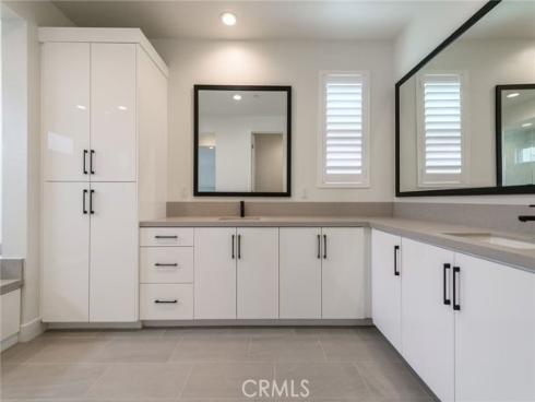 100  Draw  , Irvine, CA