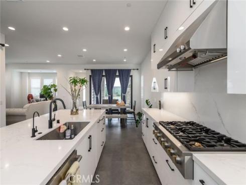 100  Draw  , Irvine, CA