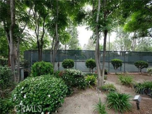 196  Pineview  , Irvine, CA