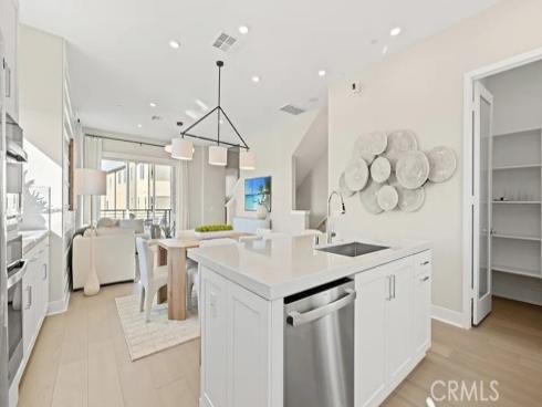 848  Sonia  , Irvine, CA