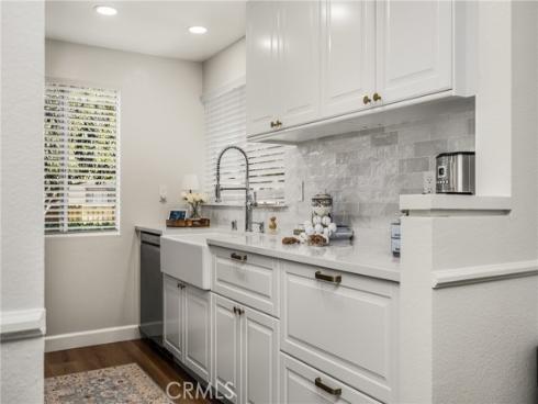 92  Echo  34  Run, Irvine, CA