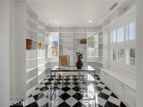 77  Clifford  , Irvine, CA