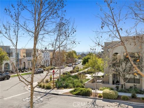 217  Cultivate  , Irvine, CA