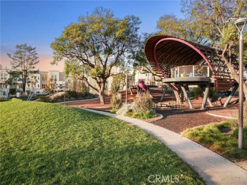 217  Cultivate  , Irvine, CA