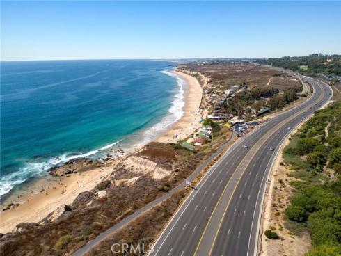 217  Cultivate  , Irvine, CA