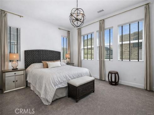 251  Follyhatch  , Irvine, CA