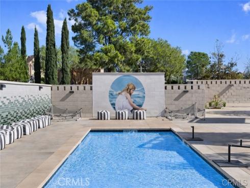 251  Follyhatch  , Irvine, CA