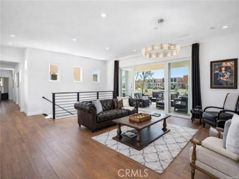 251  Follyhatch  , Irvine, CA