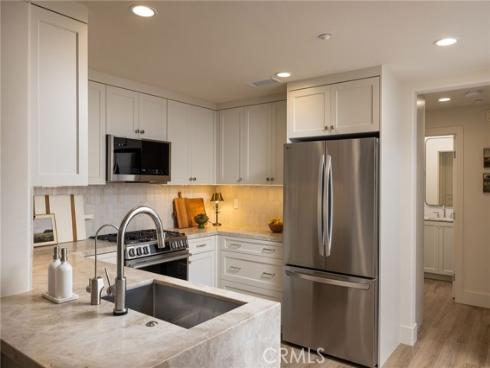 215  Lonetree  , Irvine, CA