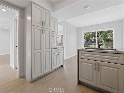 12  Foxglove  , Irvine, CA