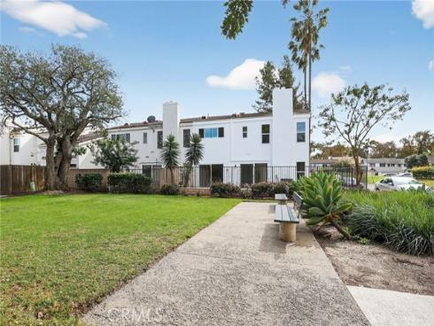 12  Foxglove  , Irvine, CA