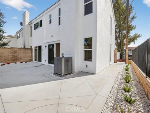 12  Foxglove  , Irvine, CA