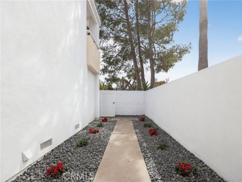 12  Foxglove  , Irvine, CA