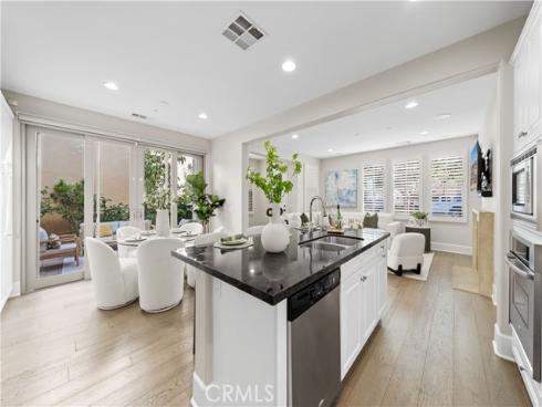 129  Pathway  , Irvine, CA