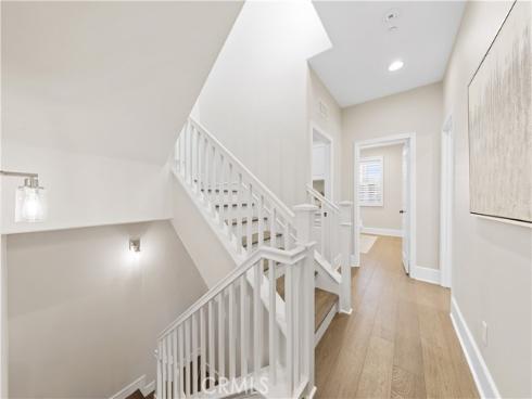 129  Pathway  , Irvine, CA