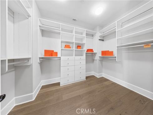 129  Pathway  , Irvine, CA