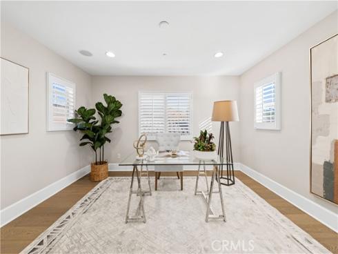 129  Pathway  , Irvine, CA