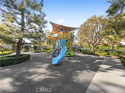 129  Pathway  , Irvine, CA