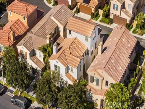 129  Pathway  , Irvine, CA