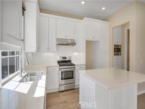 142  Firefly  , Irvine, CA